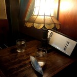 西洋乞食 - アンティークなスタンド。