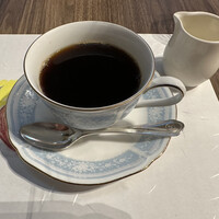 ポム・ダダン - 