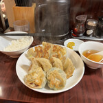 餃子専門店 藤井屋  - 