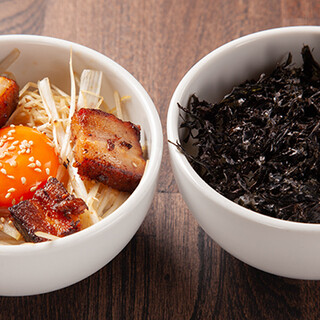 非常适合想要再多一点的时候!“海苔茶饭”和“伙食盖饭”