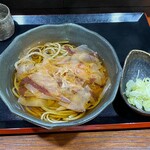 そば くら富 - かけ蕎麦（温）福井県芦原在来種自家製粉十割蕎麦