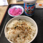 やま田食堂 - 追加したライス小¥200、桜漬けに金太郎ふりかけ^_^