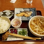 銀座 木屋 - 焼き魚うどん定食＋納豆。