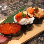 がってん寿司 - 北欧サーモンいくら軍艦、真鯛の白子軍艦、あん肝軍艦