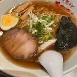 お食事処 あかだも - 飲んだ後に沁みる　らーめん