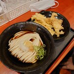 Sanuki udon boutsurukoshi - 鶏天パラダイス　ぶっかけ大(大盛りもお値段変わらず)