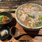 山元麺蔵