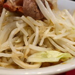 ラーメン二郎 - ヤサイ（そのまま）