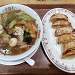 餃子の王将 - 五目あんかけラーメン700円、餃子297円(2023.1.15)