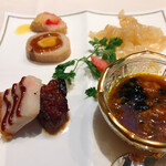 中国飯店 三田店 - 前菜　上海蟹味噌つき
