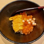 鮨処 池上 - 鮨屋の究極の卵かけ丼ぶり