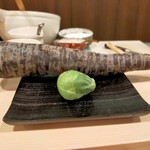 天白 - 初めて見た黒い奴と芽キャベツ。