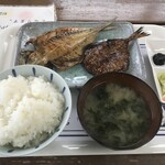 杉国商店 - あじの干物定食+サービスあじみりん干物