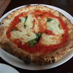 トラットリア エ ピッツェリア アミーチ - マルゲリータ