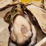 Emit Fish Bar Oyster And Grill - 