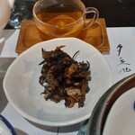 趙の飲茶 888 - ひじき煮。