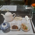 趙の飲茶 888 - 2022.11.20　朝粥と付け合わせのおかず
