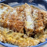 徳仙 - かつ丼 900円