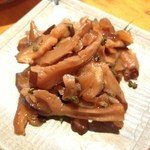 居食屋 わいるどふぁーむ  - しいたけの山椒煮