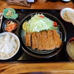 とまと - 国産ロースかつ定食