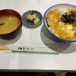 Rakki Hanten - カツ丼 1,100円 ♪