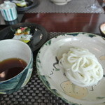 切麦屋 あいだ - 切麦屋うどん（冷）