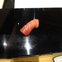銀座 久兵衛 京王プラザホテル店 - 中トロ