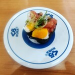 Muten Kurazushi - まぐろユッケ　115円