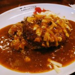 堺東カレー専門 タベルー - 令和5年1月
メンチカツチーズカレー
通常1000円→ランチサービスで900円