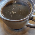 THAI ORCHID RESTAURANT - ドリンクはお茶かコーヒー。アイスかホットも選べます(⁠◡⁠ ⁠ω⁠ ⁠◡⁠)