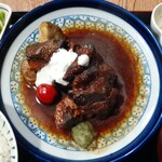 ナカガワ☆スエ食堂 - シチューで煮込んだような豚の角煮！甘辛い和風の角煮とはひと味違う！