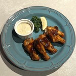 IRISH PUB Craic - バッファローチキン（スパイシー、BBQ、塩胡椒）