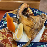 長三郎鮨 - ブリのカマ焼