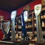 IRISH PUB Craic - ドラフトで飲めるビールは4種類！