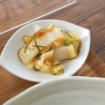 キッチン ブルー グローブ - お新香のアップ