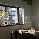 キッチン ブルー グローブ - ２階の店内