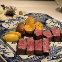 銀座ブルーリリー ステーキ＆チャイニーズレストラン - 