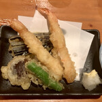 Sushi Sakaba Futamura - 天ぷら盛り合わせ（海老2尾、椎茸、ししとう）