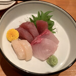 Sushi Sakaba Futamura - 刺身盛り（カンパチ、マグロ赤身、ホタテ）