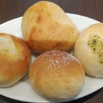 鎌倉パスタ イオンモール札幌平岡店 - バター醤油、バジル、ガーリック、米粉