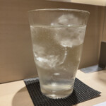 池袋 鮨 貴山 - 焼酎《刻の一滴　ピノ・ノワールワイン樽貯蔵　麦焼酎（ソーダ）》