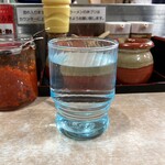 横濱ラーメン あさが家 - 水。