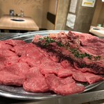 肉と日本酒 - タンだらけの塩焼き