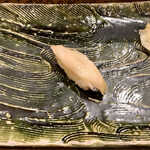 にぎり鮨 一五〇 - アワビ（¥150）（税別）