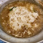 Kouraku En - ご飯をぶち込み軽く煮込みます