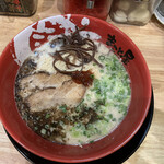 Rameｎ makotoya - 牛じゃんラーメン