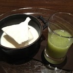 ルカンケ - ココナッツのブラマンジェ　メロンのスープ