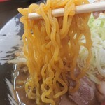 ラーメンの松喜 - 中太縮れ麺