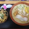 めん屋　北闘馬 - 胡麻味噌定食　890円