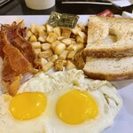 CAMPANILE - クラシック・ブレックファスト 16.99 USD (税・チップ別) 2023年1月16日